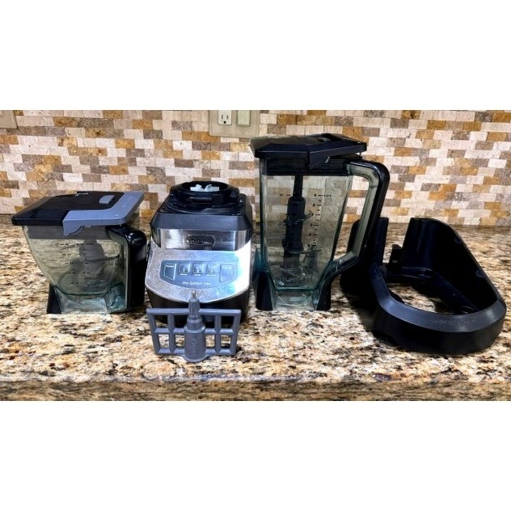 Ninja Pro System 1100 Blender Food Processor NJ602 30 1100W Black Silver 72oz